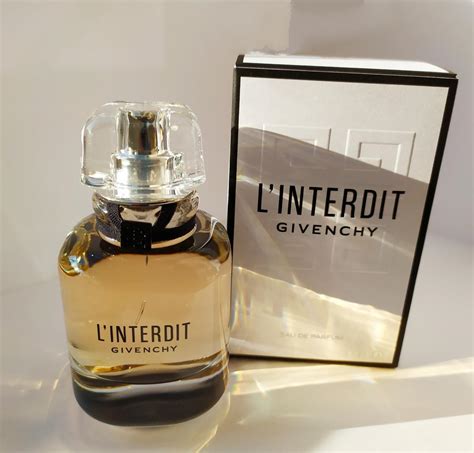 givenchy l'interdit resenha